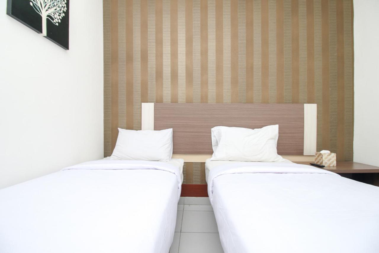 Smarthomm Inn Bandara Parungkuda Εξωτερικό φωτογραφία